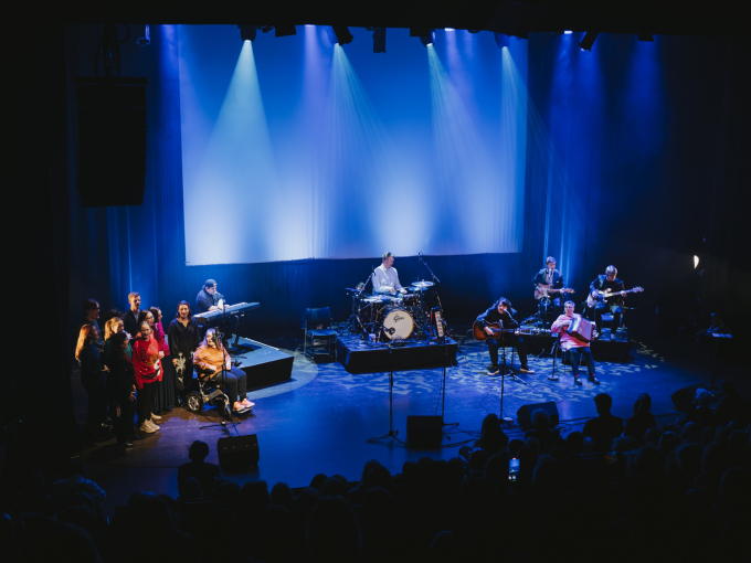 Musikkinnslag frå Dissimilis. Foto: Haugen Media – Emma Lisa Haugen og Åsmund Groven